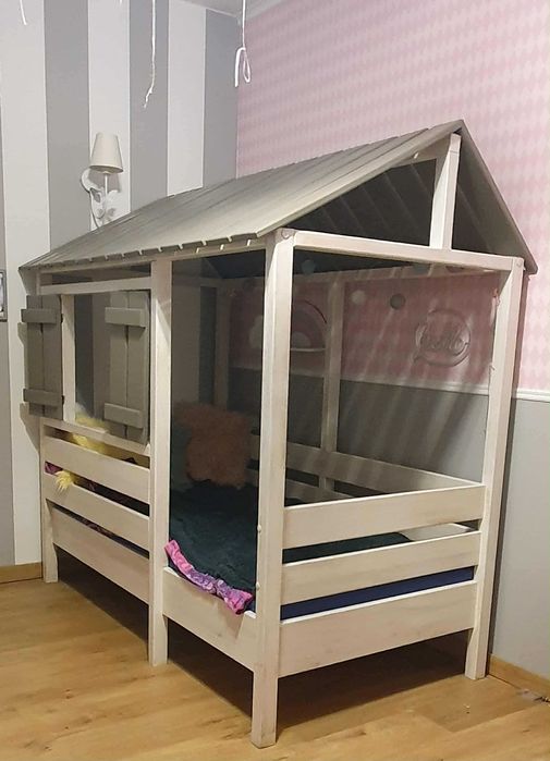 Łóżko dziecięce, domek, drewniane