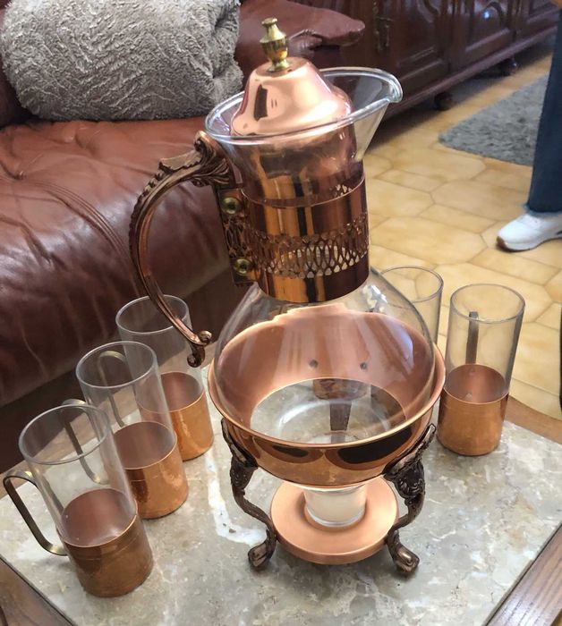 Conjunto garrafa e 6 copos com Suporte em Cobre