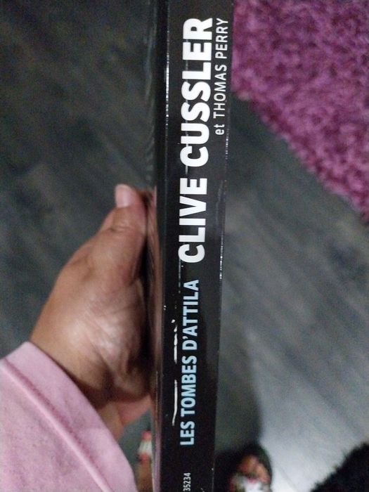 Les tombes D' Attila. Portes incluídos