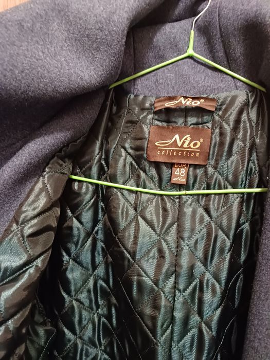 Пальто зимове до коліна