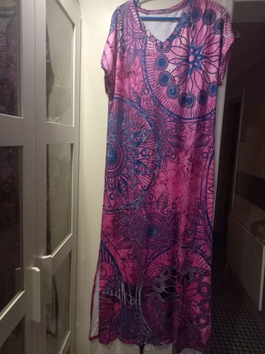 Vestido rosa e azul de algodão