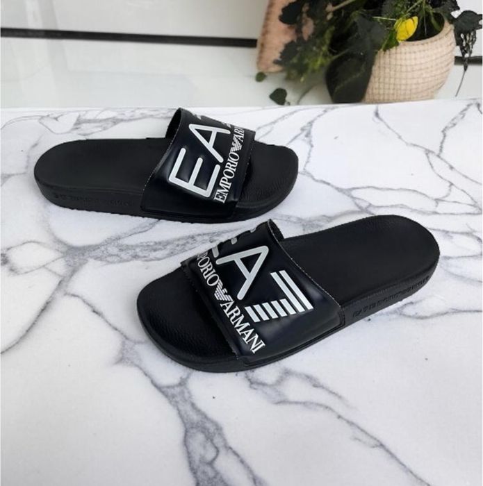 шльопанці Emporio Armani