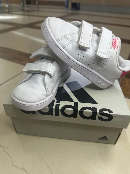 Кросівки adidas 25 розмір