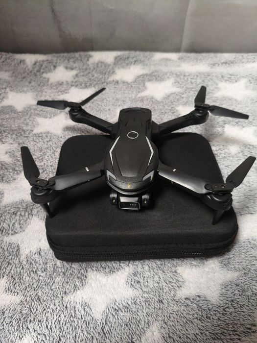 Dron o zasięgu lotu 2 km