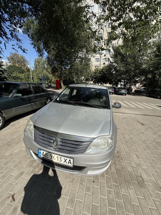 Renault Logan 2010