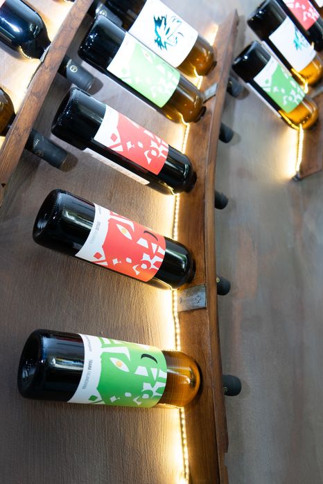 Suporte para garrafa de vinho em madeira