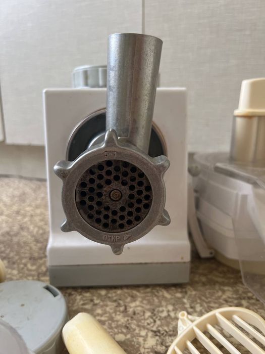 Кухонный​ комбайн "Мрiя"