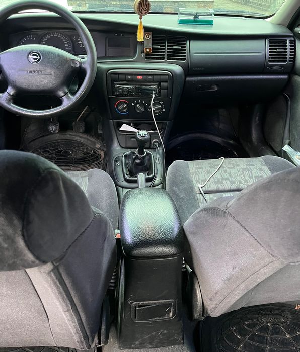 Автомобіль Opel Vectra B 1999
