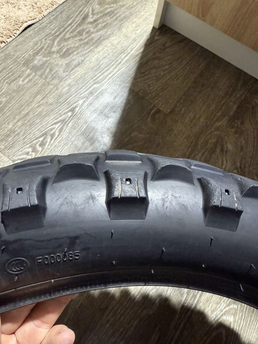 Продам резину эндуро 120/90 18
