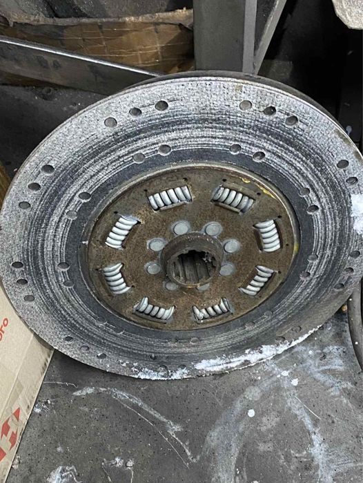 к-т сцепления корзина, диск ведомый, пром. плита ЯМЗ-236, 238