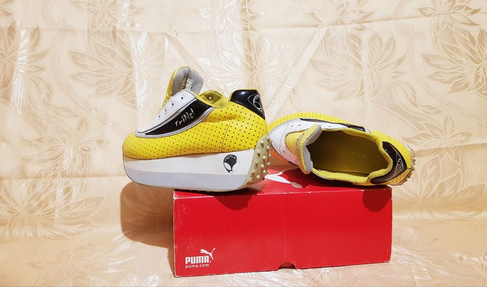 Женские кроссовки размер 37