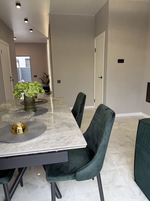 Кутовий таунхаус Ірпінь 110м² 2,7 сотки РЕМОНТ КАМІН $153 000