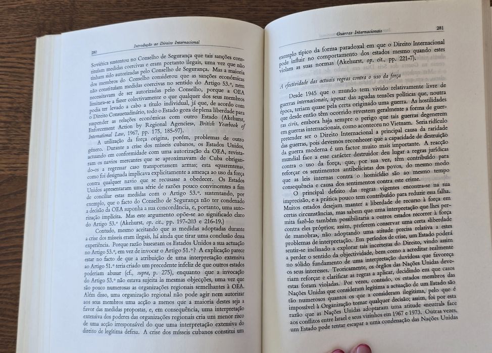 Legal Books / Law / 1 = €5 / 10 = €4064286330270337124