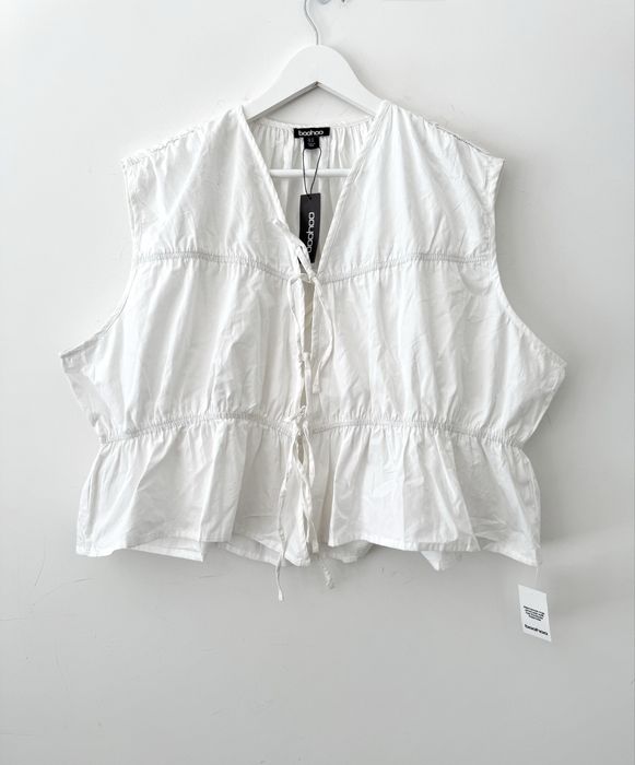 Boohoo bluzka z wiązaniem Plus size