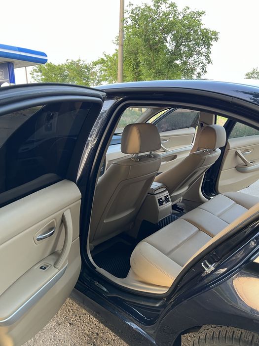 BMW 318i 2008 год