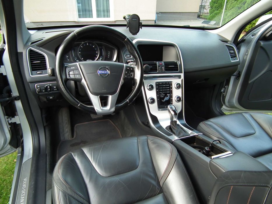 Volvo XC60 2.0 d4 2015r. Drive-E. Ocean Race 181km automat