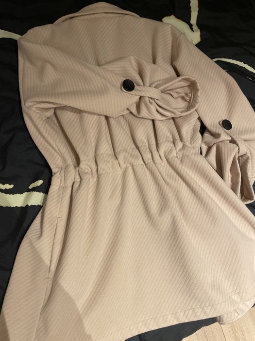 Płaszczyk wiosenny , beż , rozmiar UNI