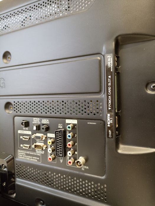 Телевизор 26'' дюймов LG LED HDMI, VGA, SCART и др. входы телевізор 26