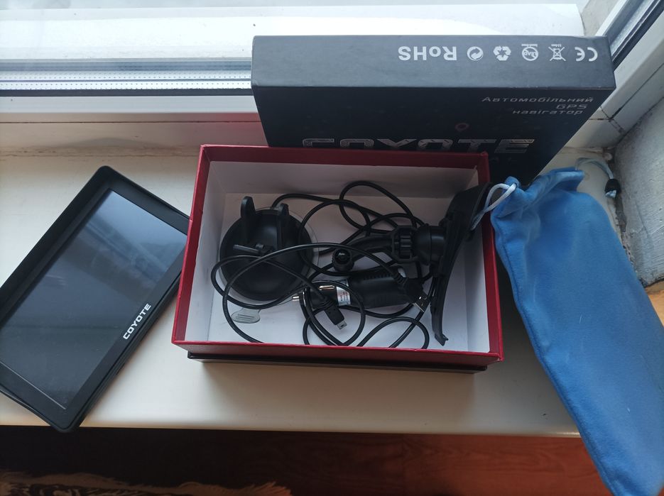 GPS нігатор coyote 820