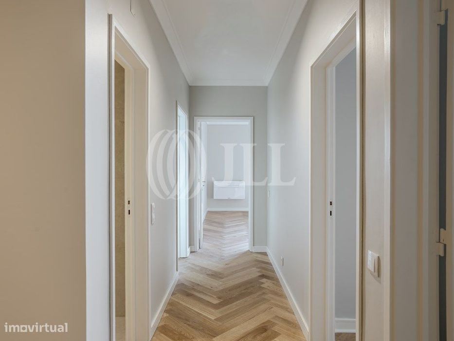 Apartamento T2 condomínio Diana Park Amoreiras, Lisboa.