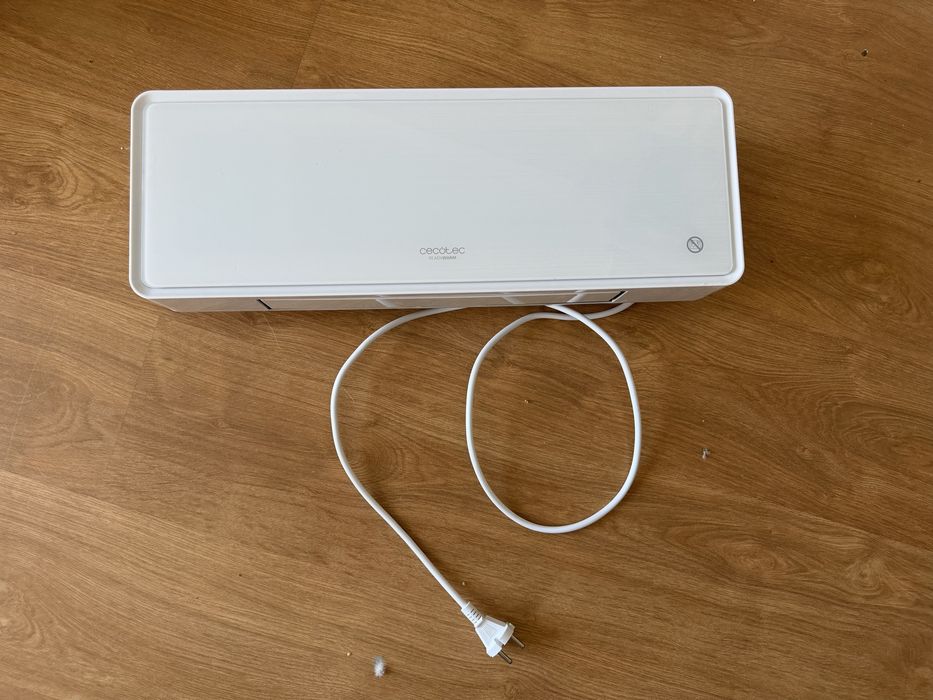 Aquecedor de Parede Cecotec Ready Warm – Excelente Estado
