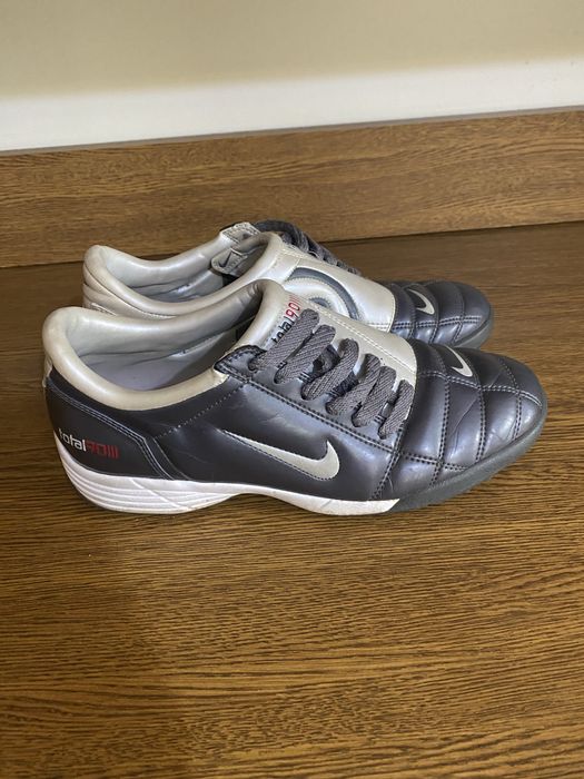 Сороконіжки nike total 90 39 розмір