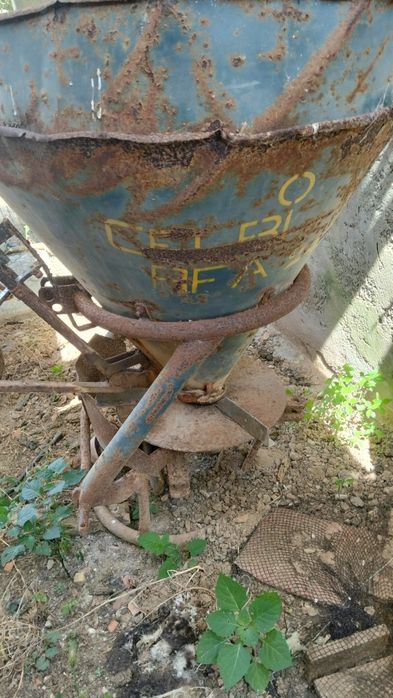 Espalhador / Adubo / Fertilizante