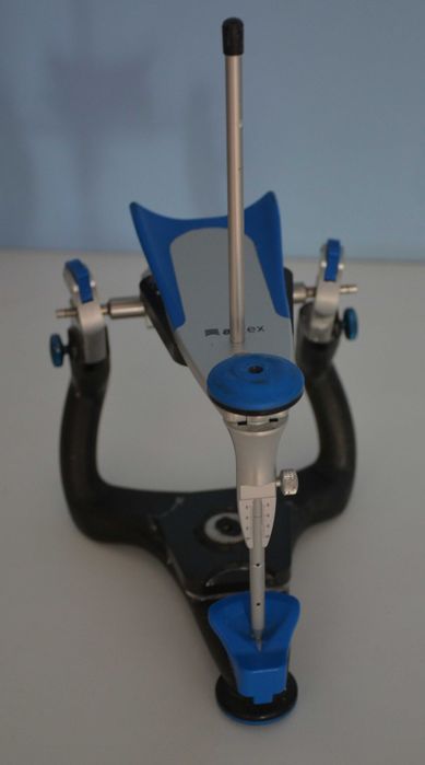 Equipamento de laboratório em boas condições