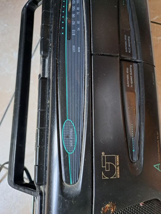 Radiomagnetofon Central Technic