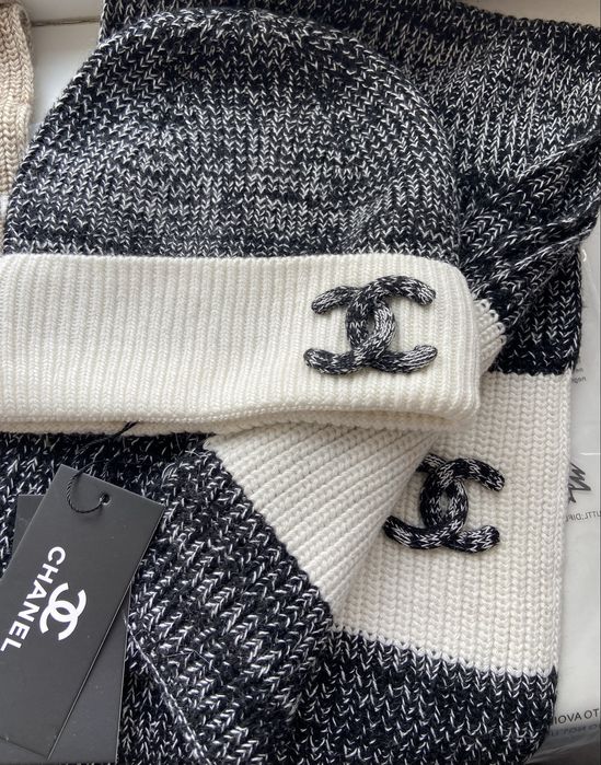 Комплект шарф шапка Chanel новый