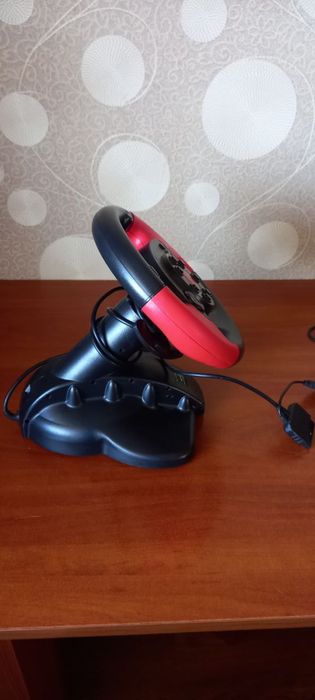 Руль ігровий з педалями