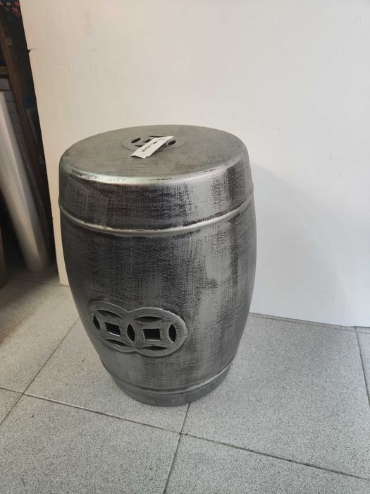 Ceramic Stool446783415376291841