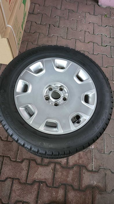 Koła Audi A8 a6 felgi oponami 235/55/17 opony zimowe 4 sztuki idealne