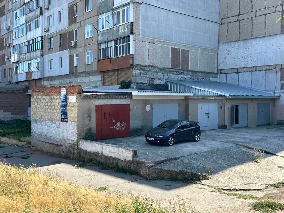 Продам гараж в  Кропивницькому