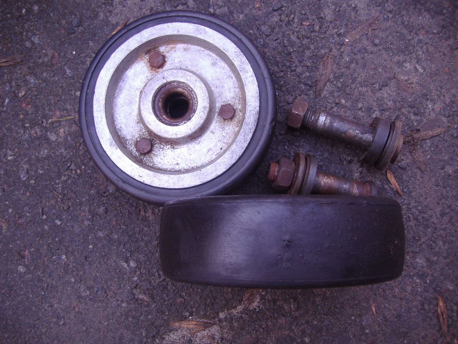 Колесо 2.50-4 (с камерой) для садовой техники,тачки на подшипниках