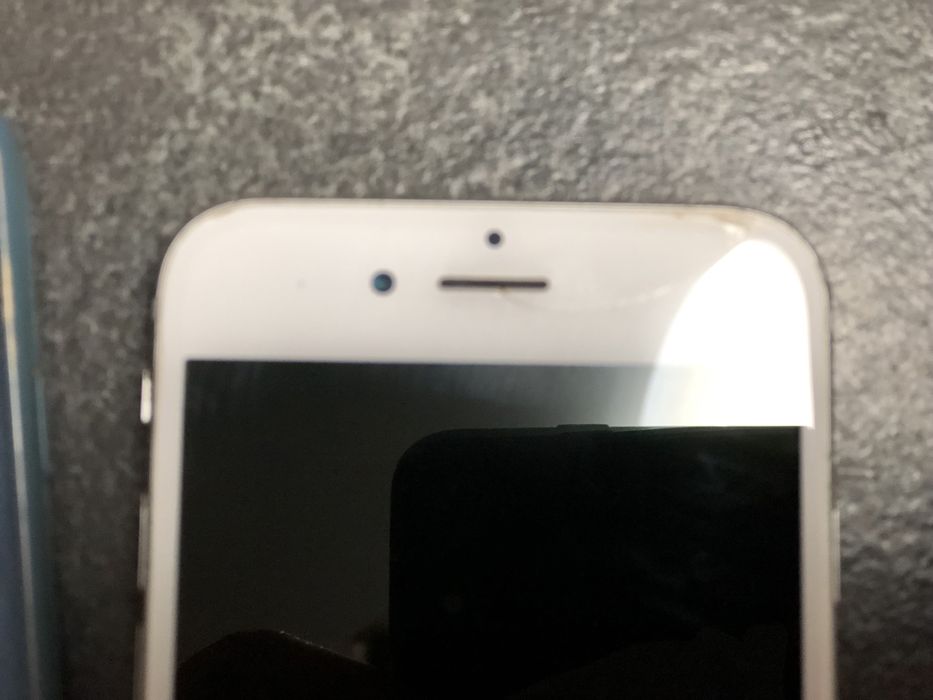 Apple 6 s  polecam bateria uszkodzona