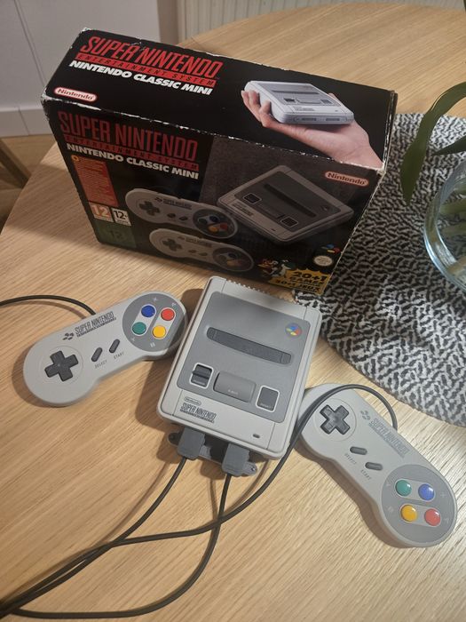 Konsola Nintendo SNES MINI