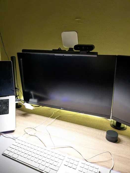 Monitor LG UltraFine 27” – €170