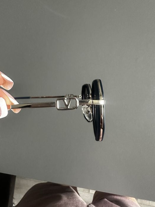 Нові сонцезахисні окуляри