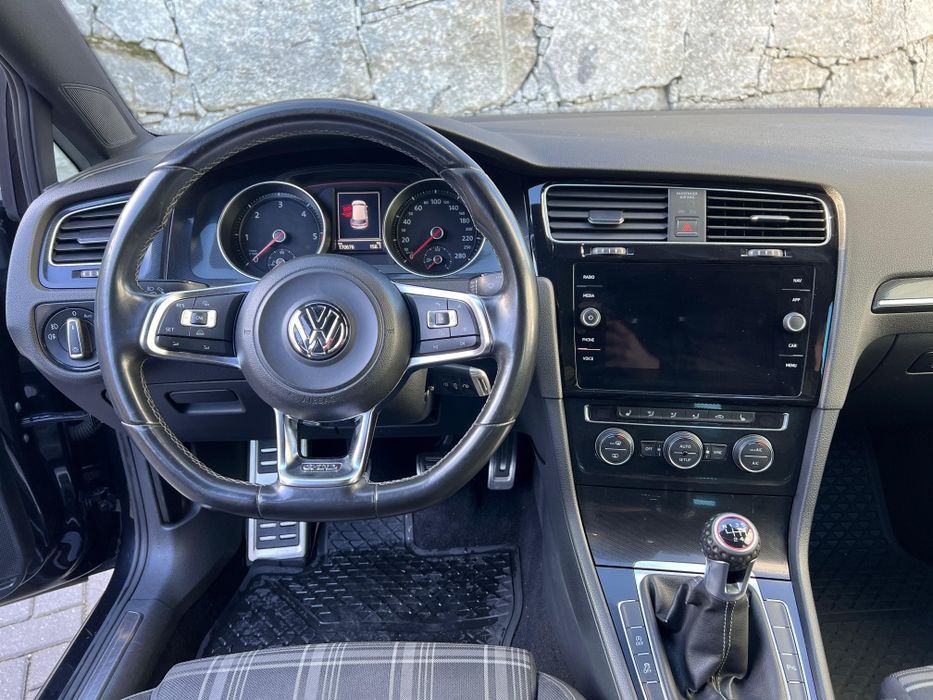 VW Golf 7 GTD 184cv