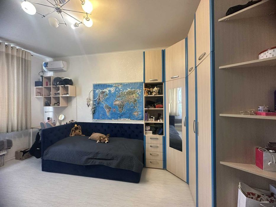 Трехкомнатная квартира и кухня 38м, ЖК "Звездный Городок", Армейская