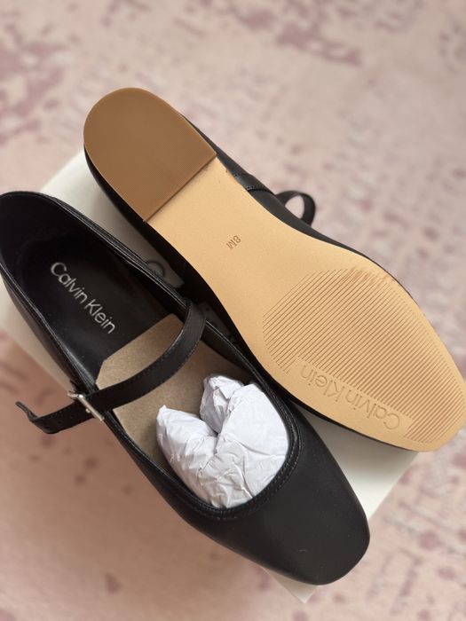 Calvin Klein 38 розмір