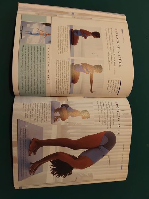 Livro “Ioga Para Mulheres”