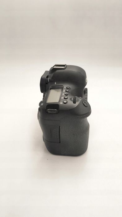 Lustrzanka Canon 6D Mark II korpus 65300 zdjęć zadbany