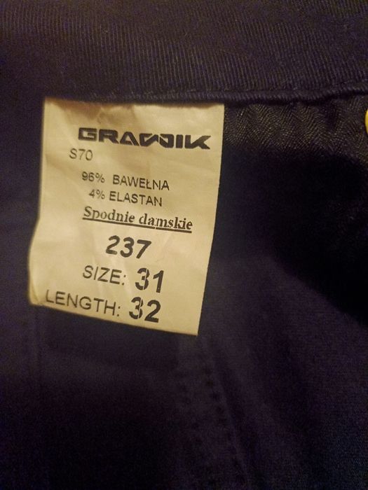 Spodnie regular Grawik rozmiar 31/32