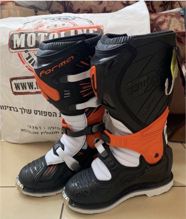 Мотоботы Forma новые 41- 41,5 размер