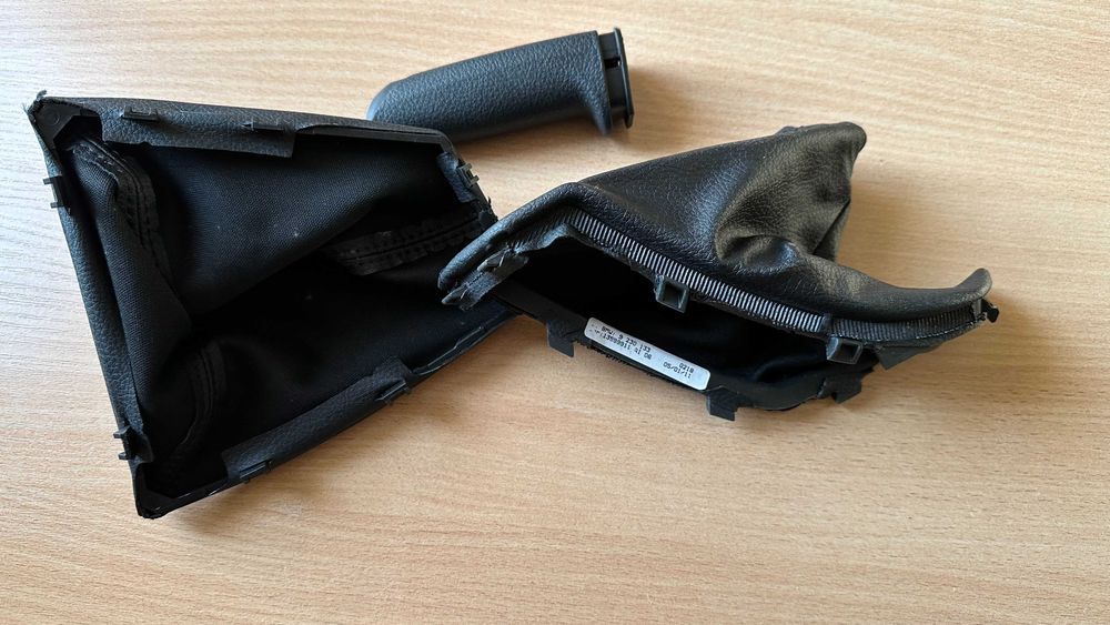 Чехол кпп и ручника BMW F20. Як нові.