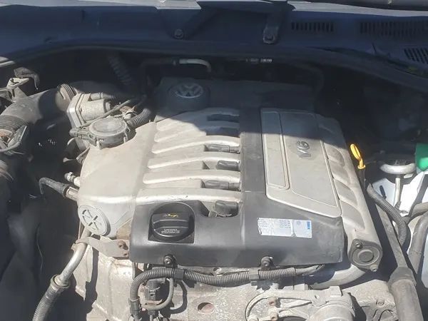AZZ kompletny silnik 3.2 benzyna VR6 Volkswagen Touareg BAA BKJ BRJ BMV BMX