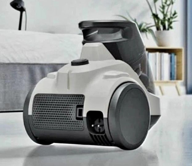 Пилосос Electrolux EC41-2SW