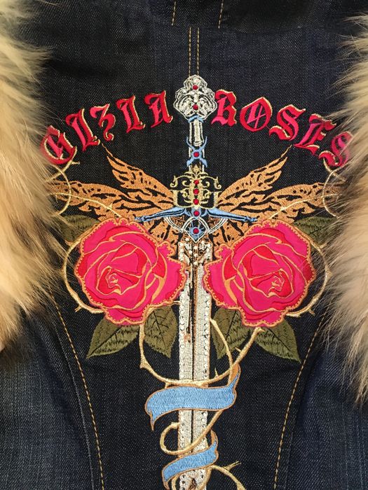 Продам жилетку Gizia